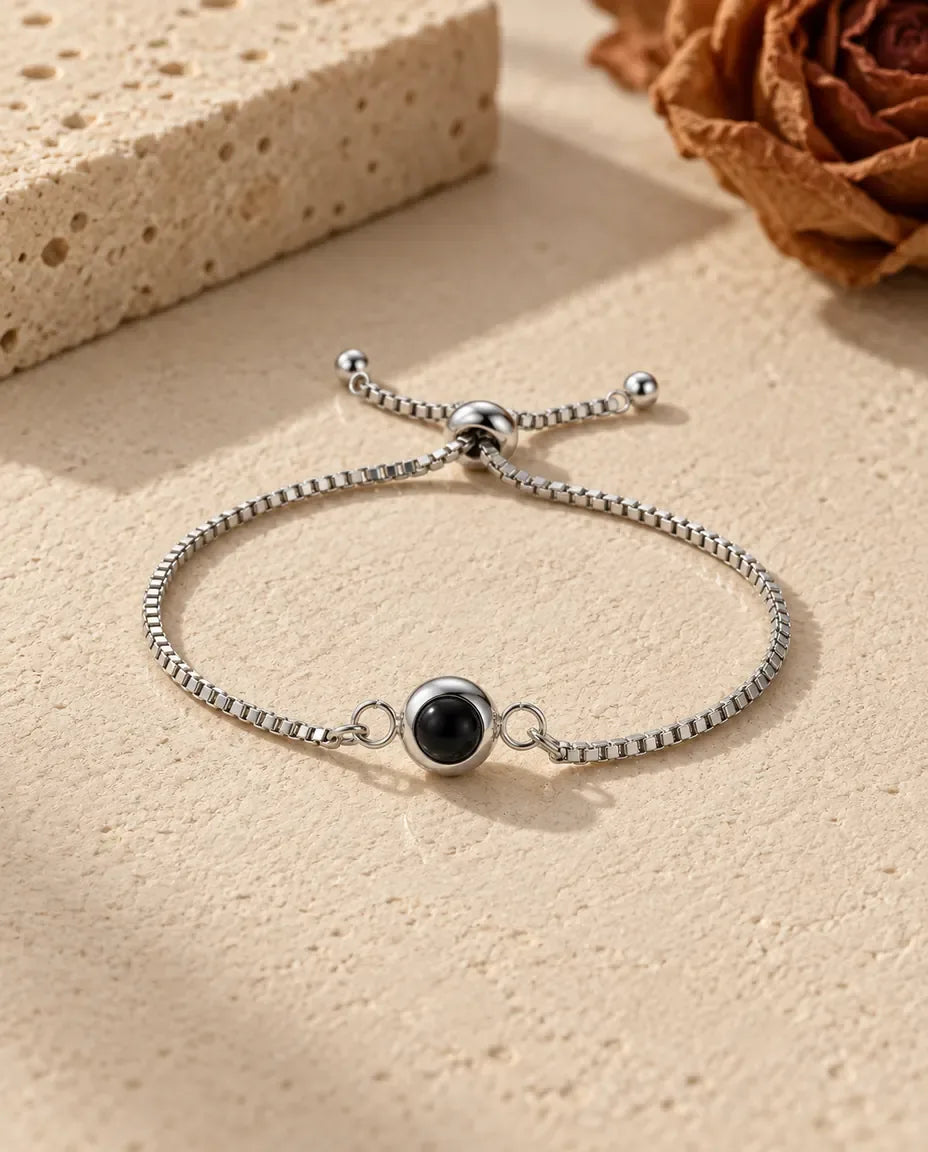 Armbånd med Billede Indeni - set forfra i sølv