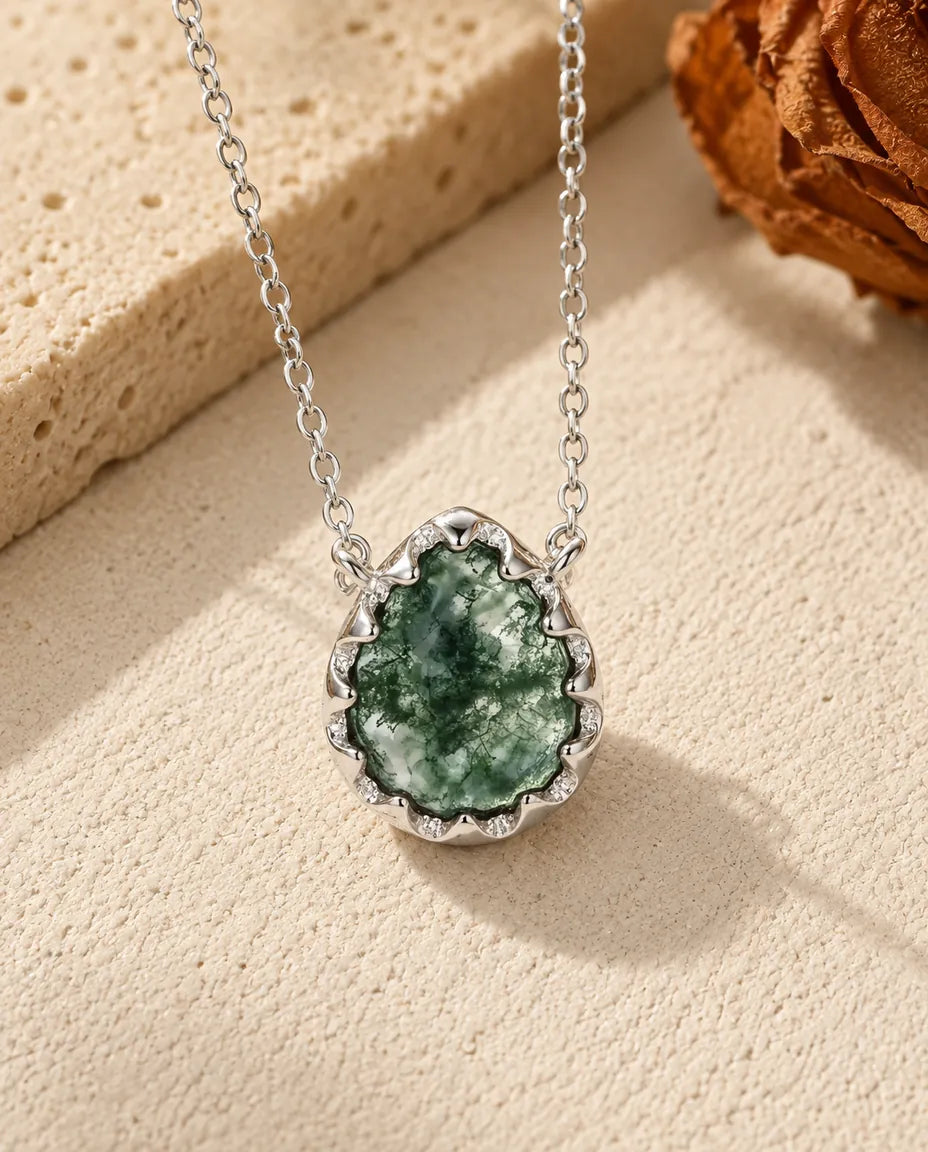Moss Agate Halskæde - set forfra