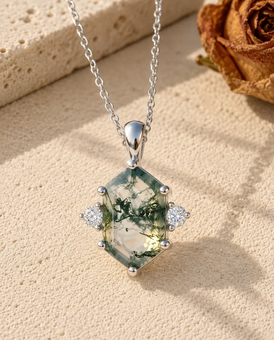 Moss Agate Halskæde - set forfra