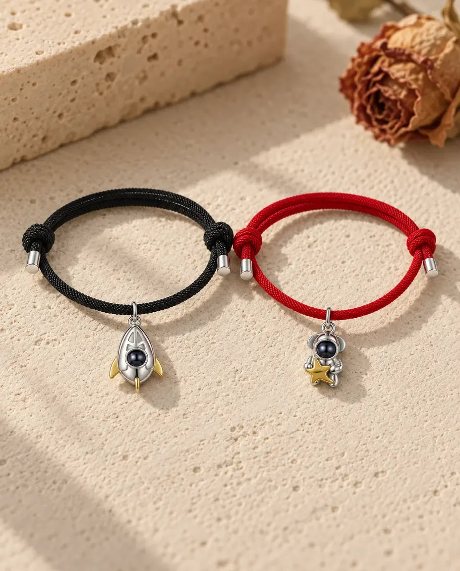 Armbånd med Billede Indeni - matchende par lagt fladt