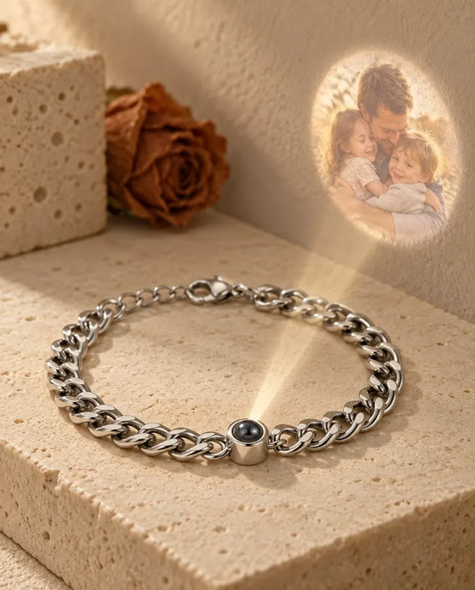 Armbånd til Mænd med Billede Indeni - projicerer det skjulte billede på væggen