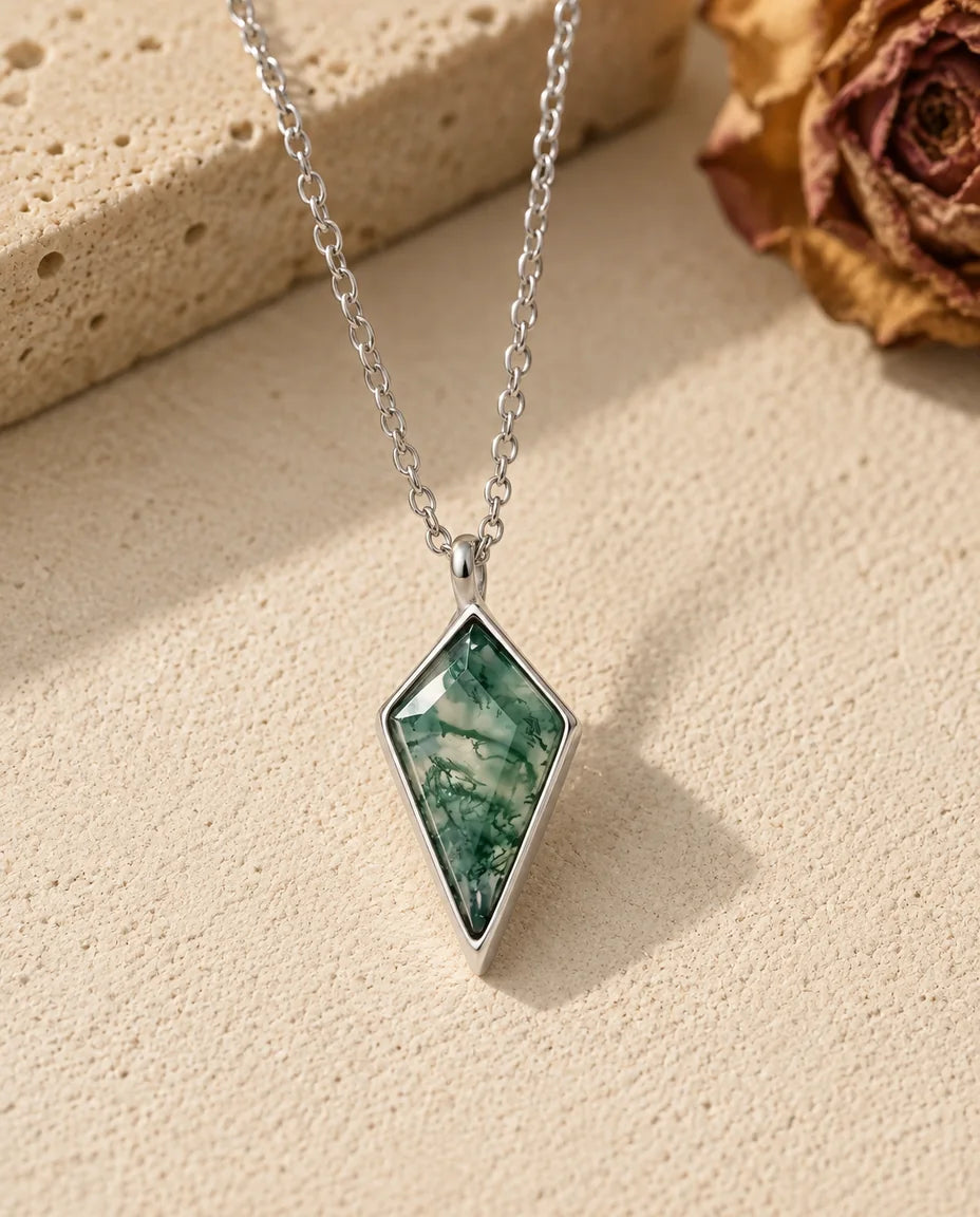 Moss Agate Halskæde - set forfra