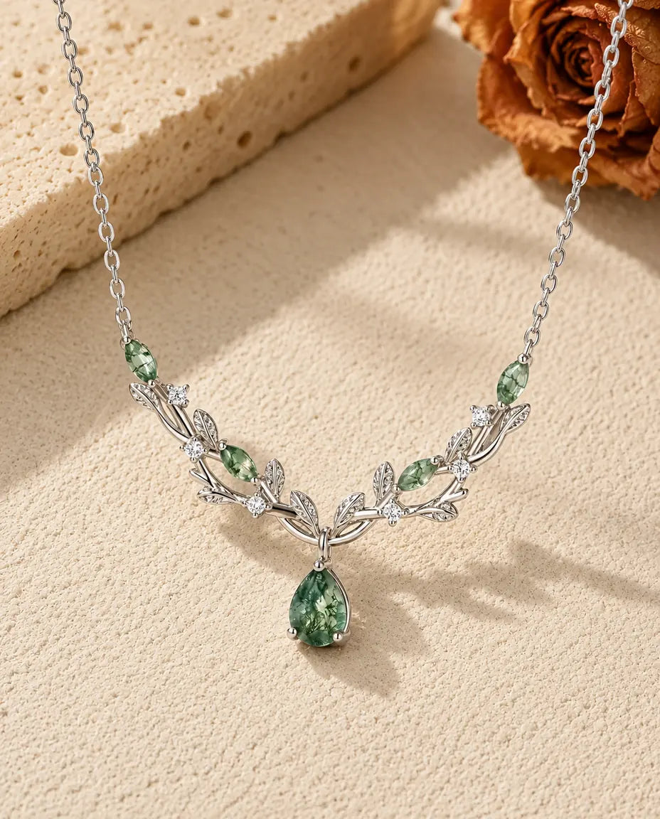 Moss Agate Halskæde - set forfra