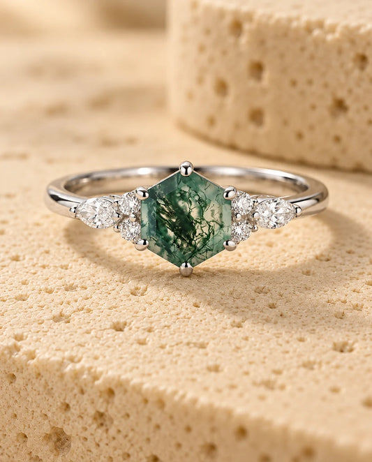 Moss Agate Ring - set forfra