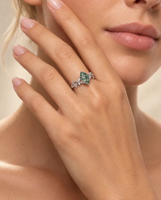 Moss Agate Ring – Marquise på Sølvranker