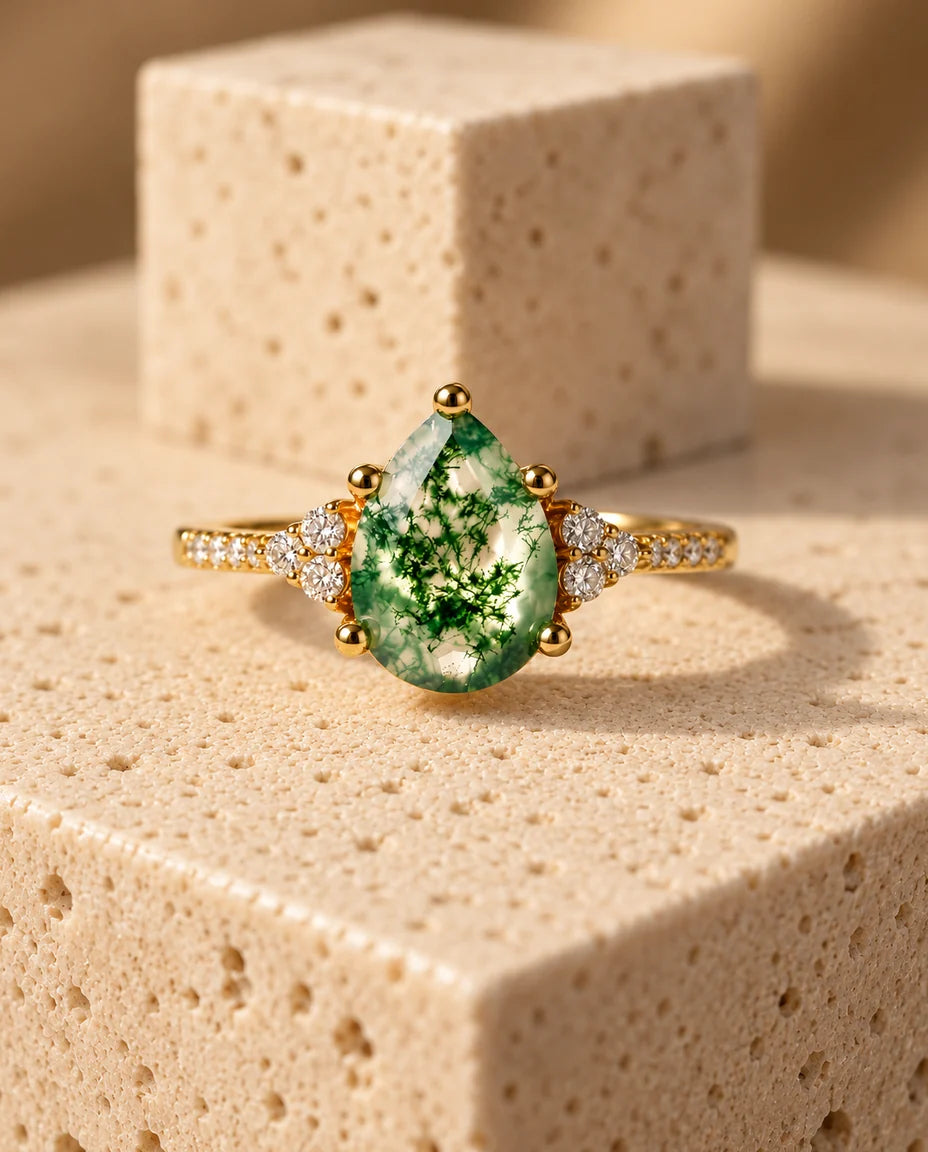 Moss Agate Ring - set forfra