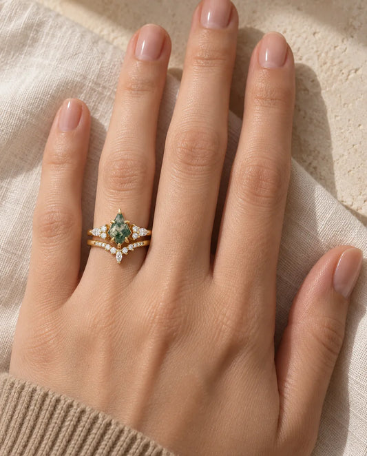 Moss Agate Ringsæt - båret på hånden